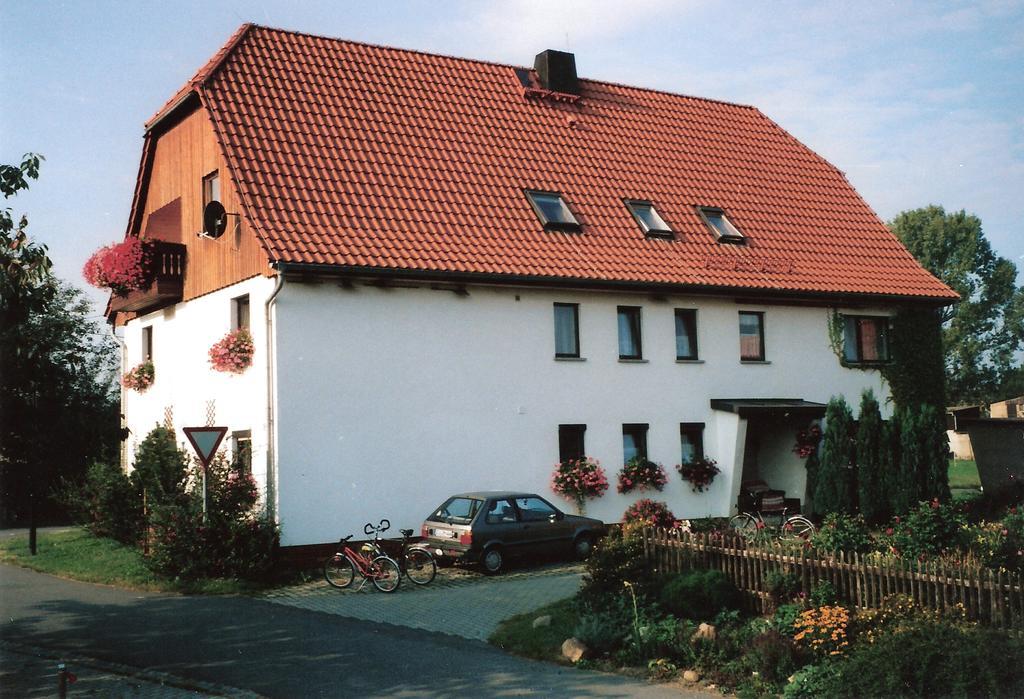 Zum Hecht Hotel Herrnhut Exterior foto